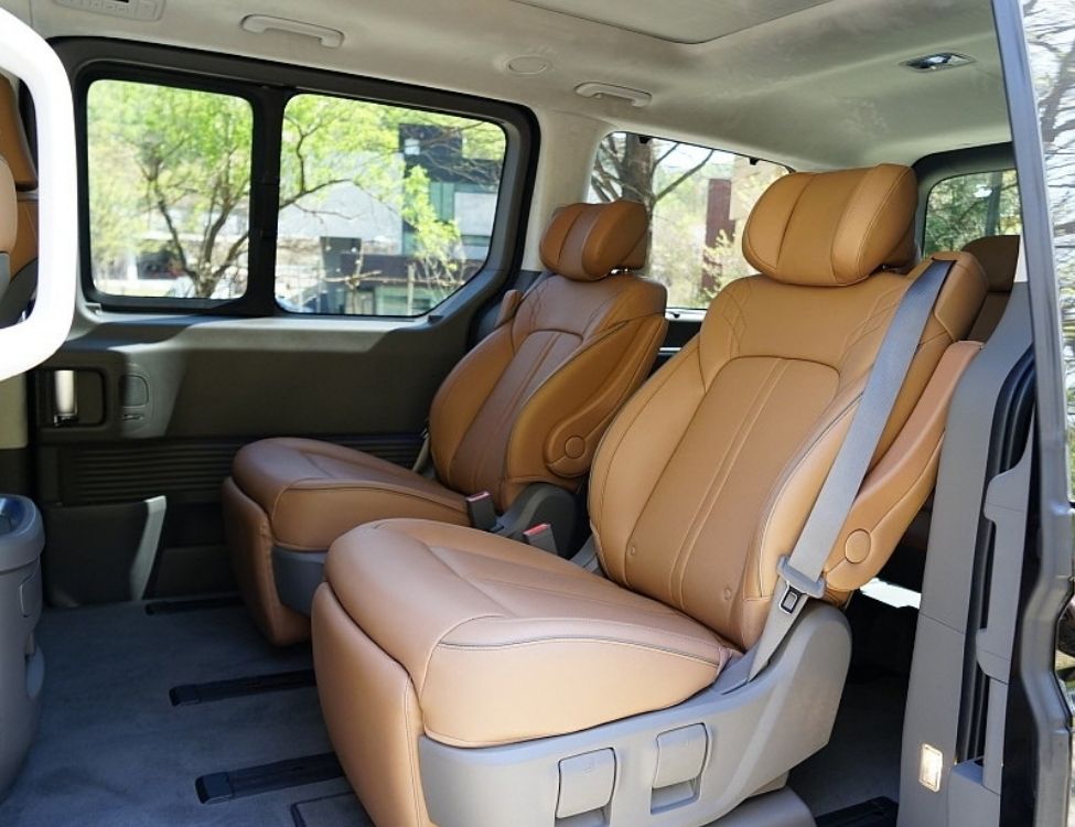 Hyundai Staria 4x4 VIP 6+1 D